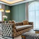 Amoure - The Leading Of The World 5*