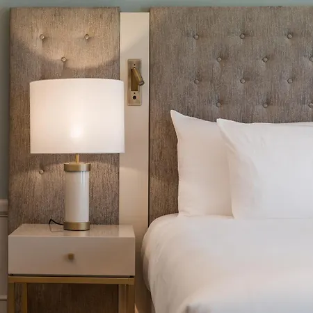 Hotel Amoure - The Leading Of The World
