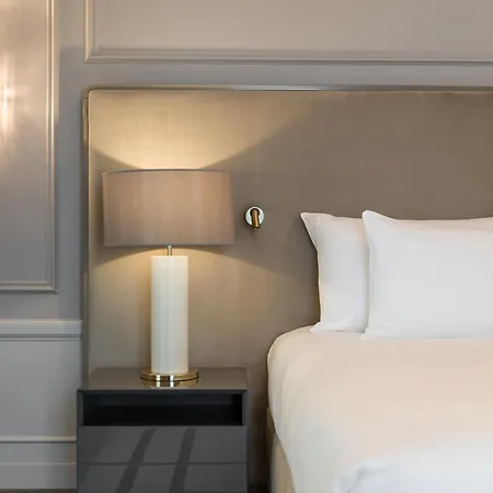 Hotel Amoure - The Leading Of The World 5*