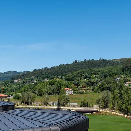 Otel Amoure - The Leading Of The World