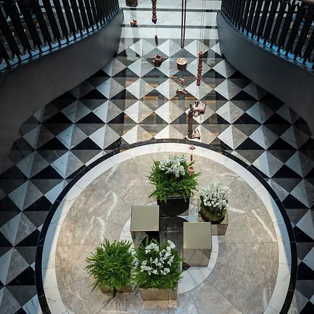 Hotel Amoure - The Leading Of The World 5*