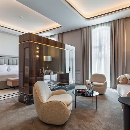 Amoure - The Leading Of The World Hotel 5*