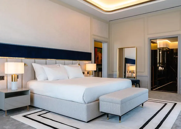 Maison Albar - Amoure - The Leading Of The World