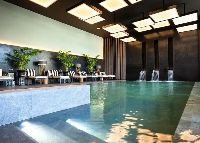 Maison Albar - Amoure - The Leading Of The World 5* 布拉加