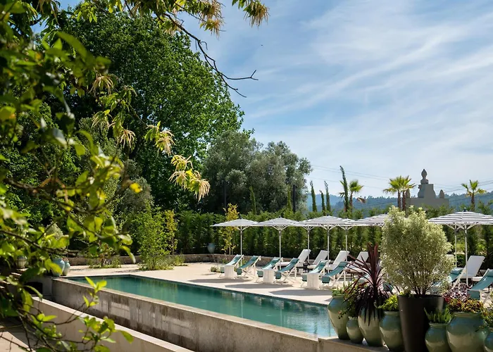 Maison Albar - Amoure - The Leading Of The World 布拉加