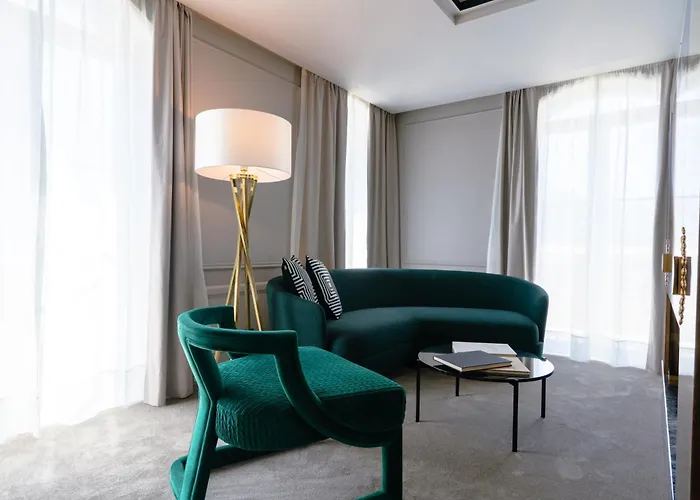 Maison Albar - Amoure - The Leading Of The World Braga